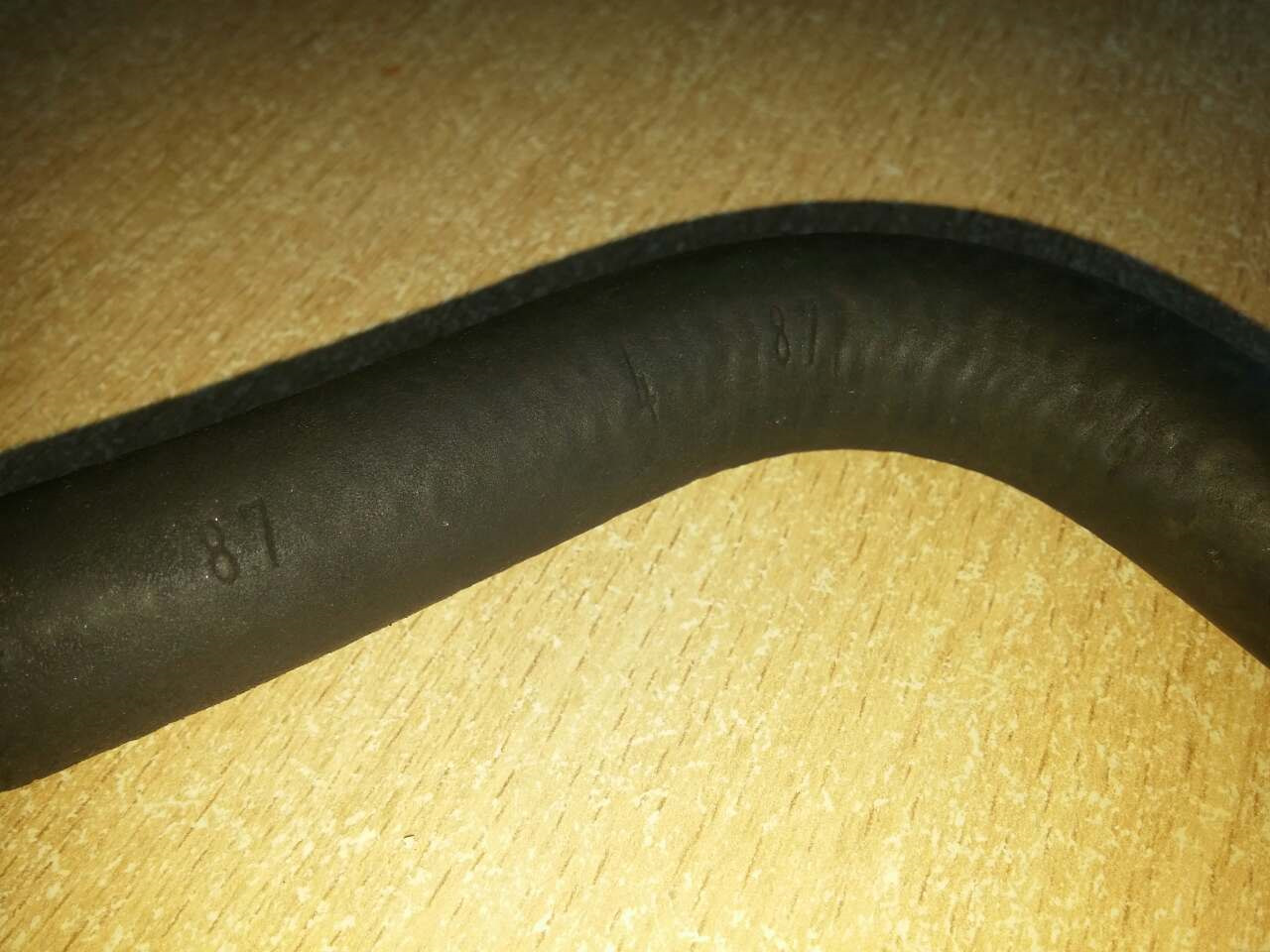 впускной патрубок ваз 2114. шланг впускного коллектора. патрубок впускного коллектора lanos 1. 1440440 форд фокус. шланг с впускного коллектора мазда 6.