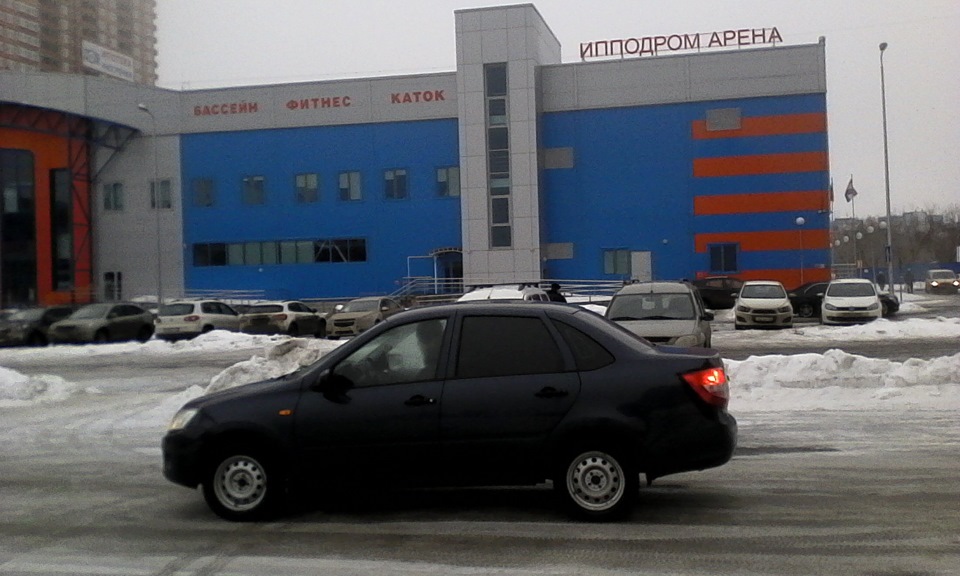 Ипподром-Арена — Lada Гранта, 1,6 л, 2012 года | покатушки | DRIVE2