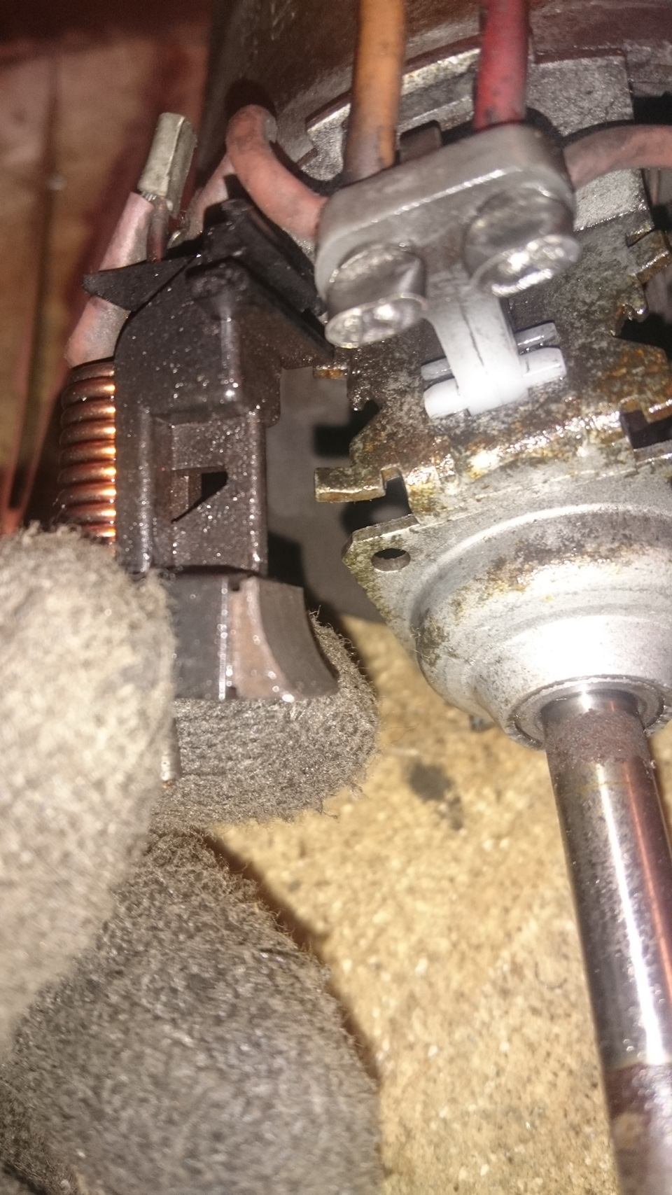 Щётки стёрты — Opel Omega A