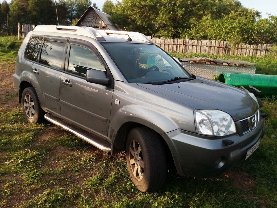 Пороги ROMIK — Nissan X-Trail I (t30), 2 л, 2006 года | аксессуары | DRIVE2