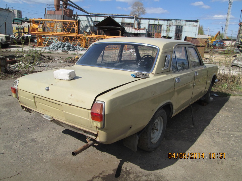 Волга на разбор — ГАЗ 2410, 2,4 л, 1988 года | запчасти | DRIVE2