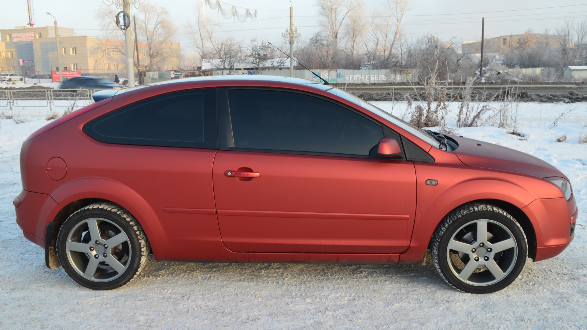 Ford Focus 2 2006 красный