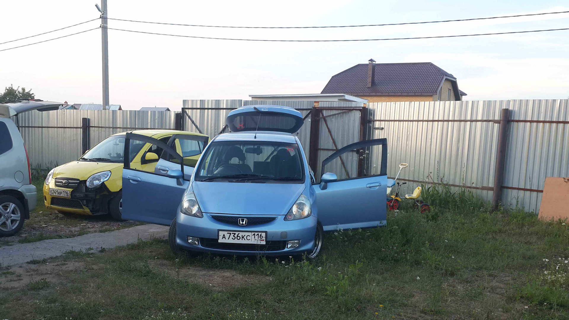 Honda Fit (1G) 1.3 бензиновый 2001 | 