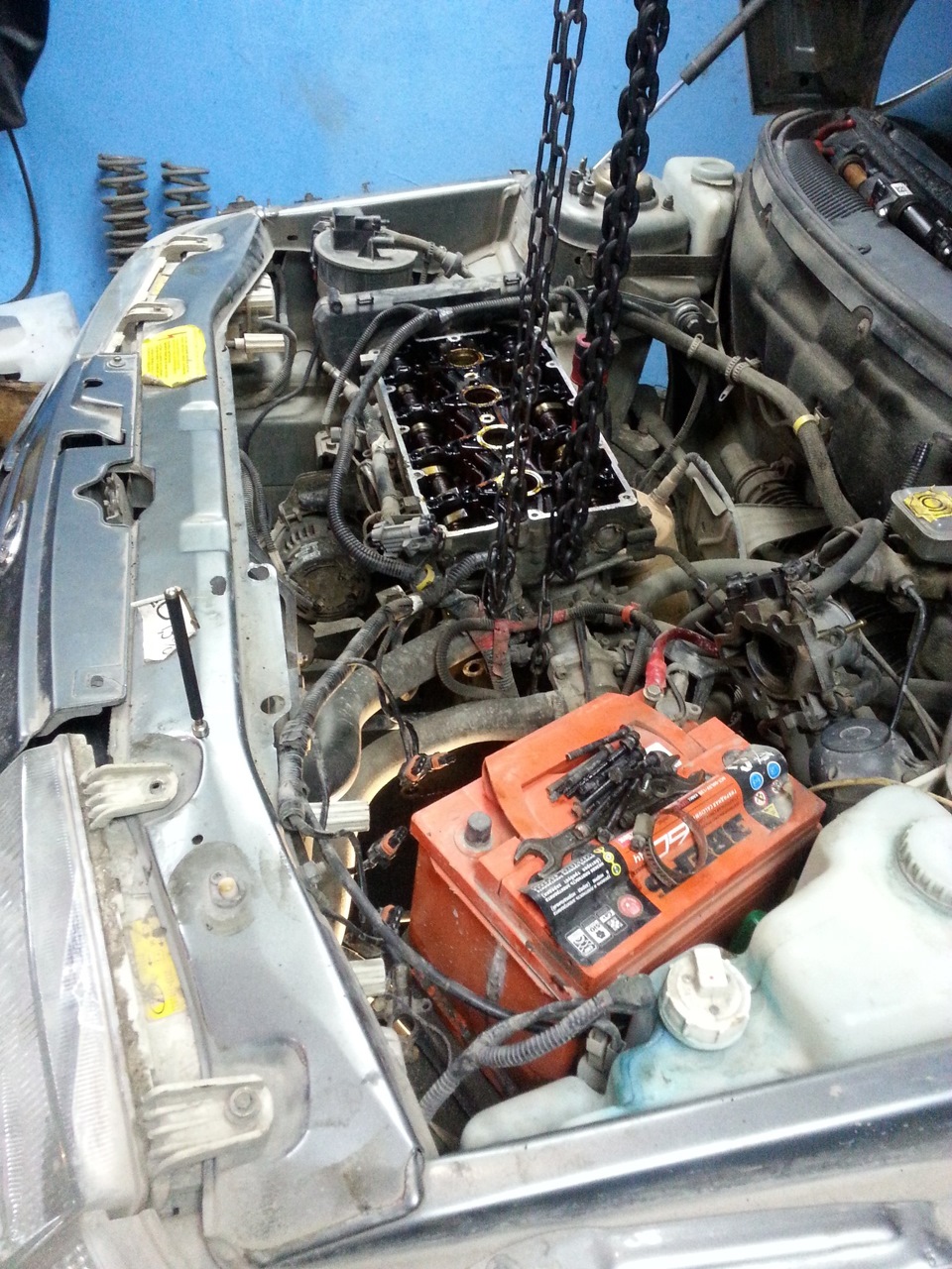 Потек сальник колен.вала — LADA 21124, 1,6 л., 2005 года | поломка | DRIVE2