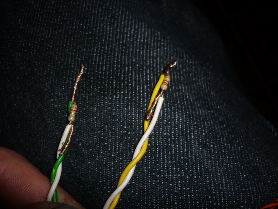 А это то что прятолось под термоусадочной трубкой — Volkswagen Passat Variant (B5)