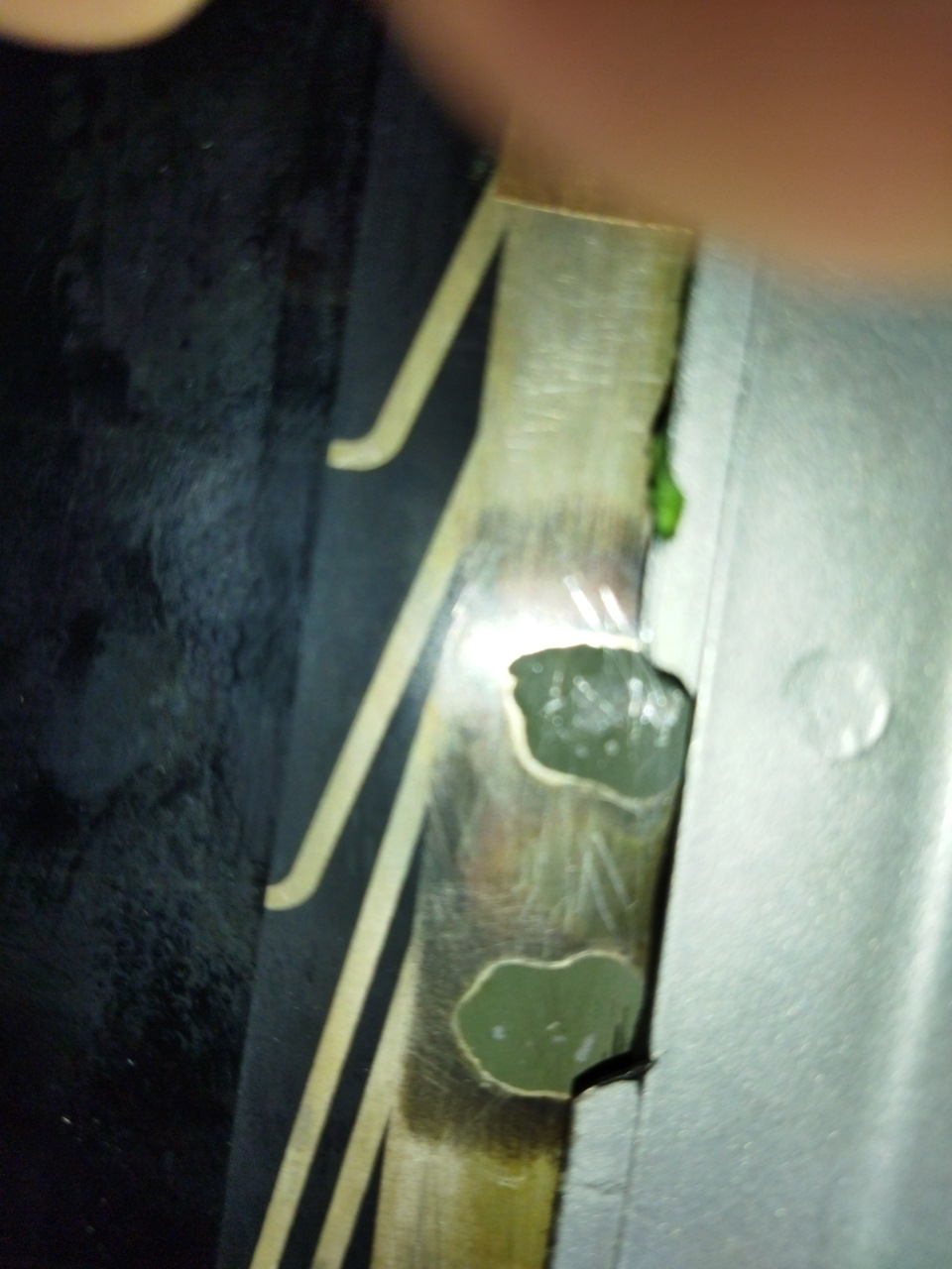 Восстановление обогрева заднего стекла — Lada Гранта, 1,6 л, 2012 года ...