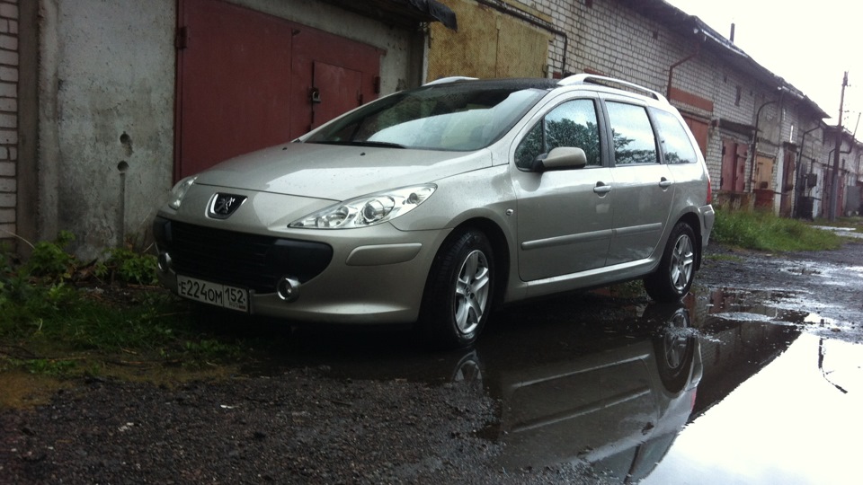 Peugeot 307 в камуфляже