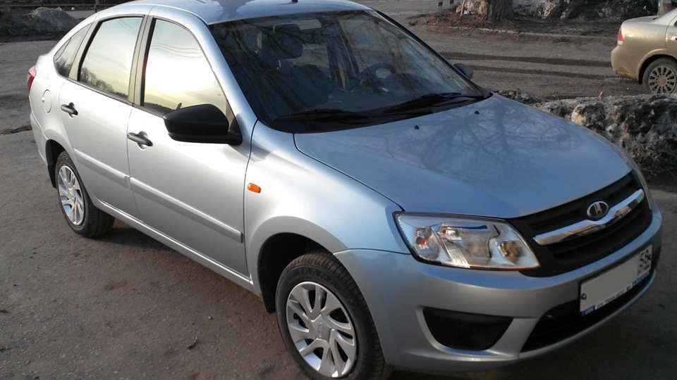 Калина 2 хэтчбек. Калина 1 боровница хэтчбек. Калина 2 413 ледяной. Цвета калина 1. Калина опал.