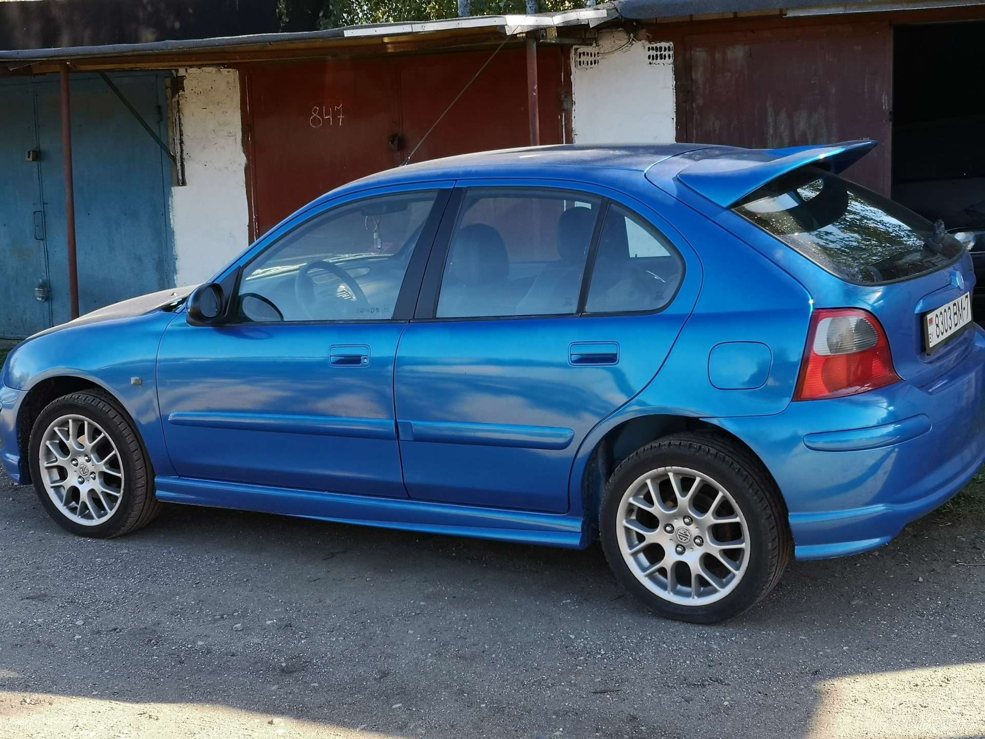 Ровер 200. АЙРАЙ Ровер 200. Ровер ZR 5d 1998. Накладки порогов MG ZR. Rover 200 Police Color.