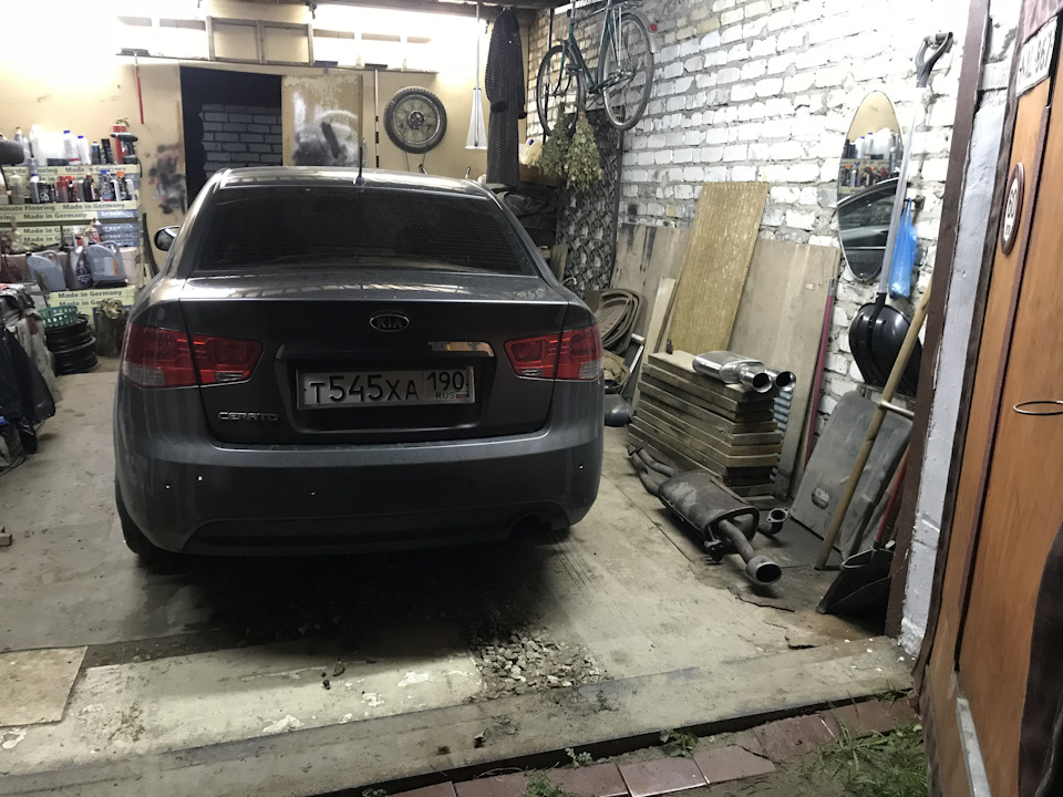 Снятие катализатора☺️☺️ Часть «1» — KIA Cerato (2G), 1,6 л, 2013 года ...