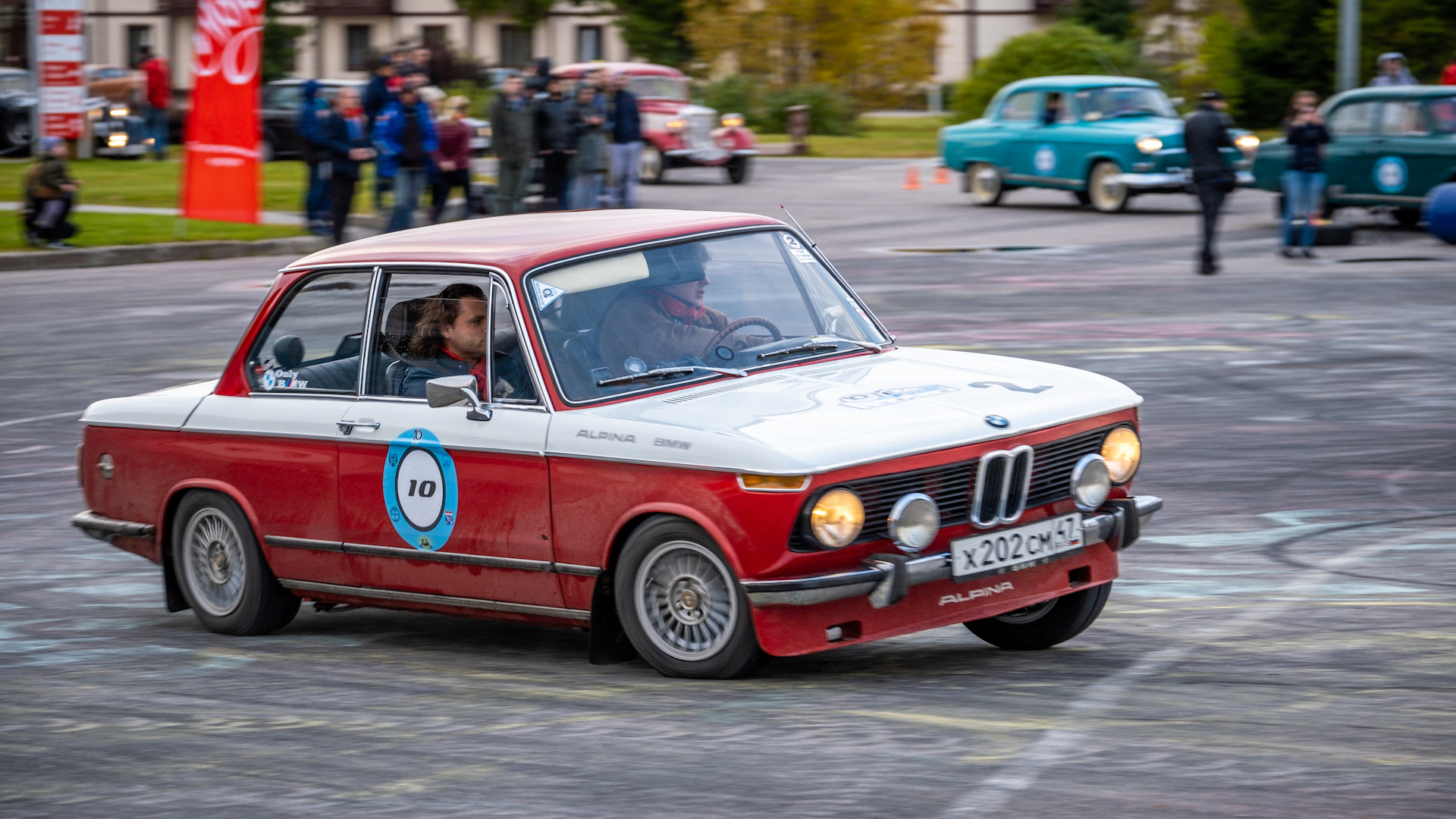 BMW 2002 Red