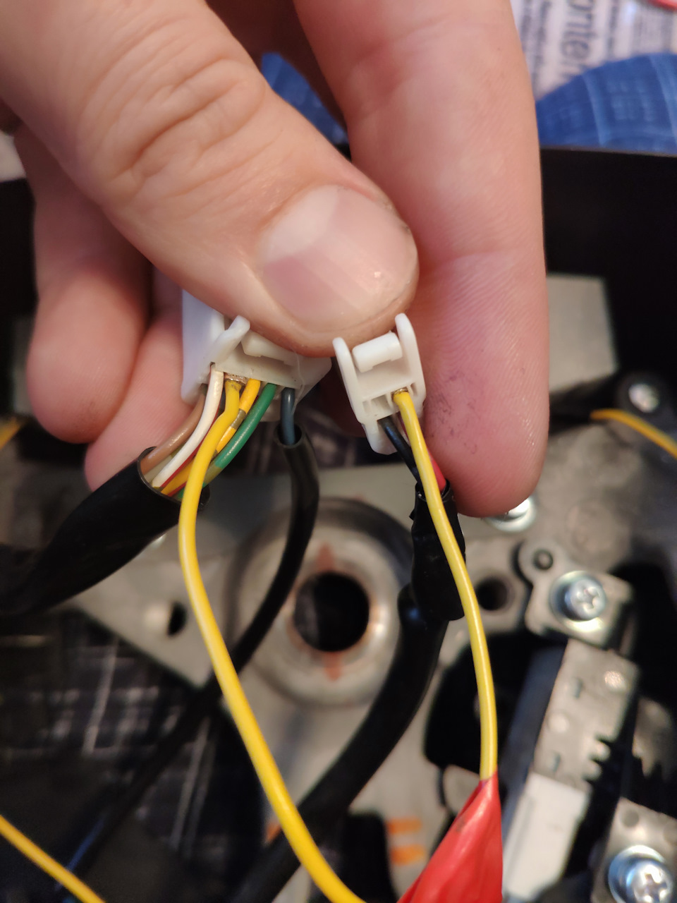 Установка обогрева руля Емеля УК-Рн — Toyota Prius (20), 1,5 л, 2008 ...