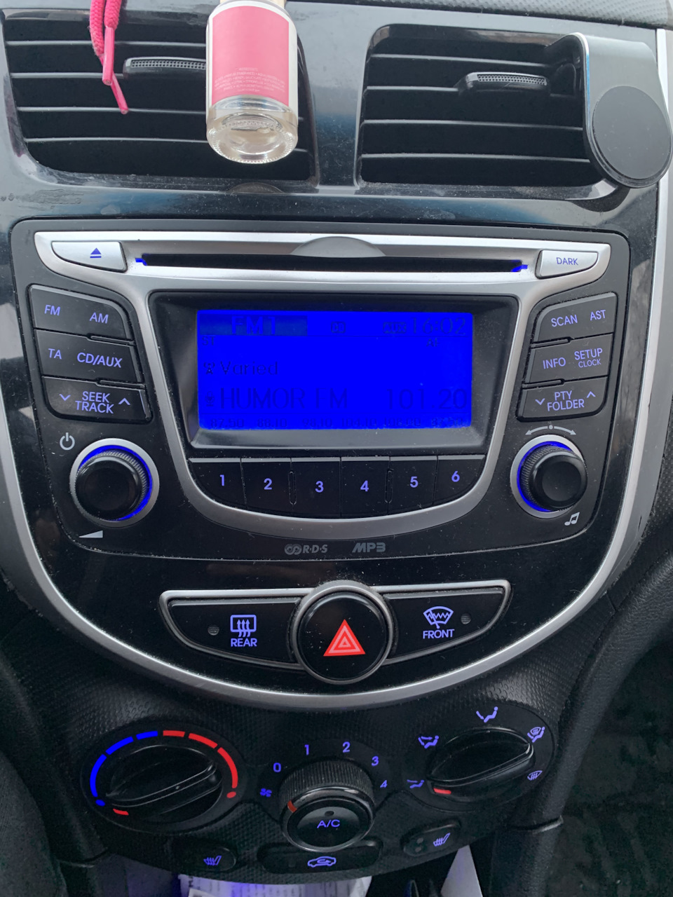 Установка магнитолы с алиэкспресс и круиз контроля — Hyundai Solaris ...