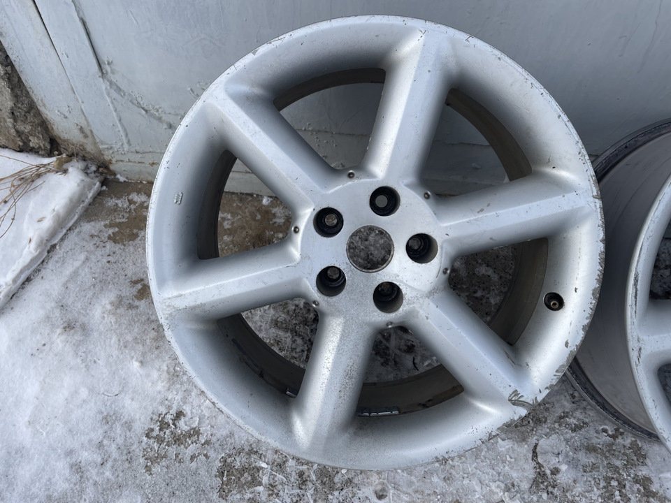 Литые диски Nissan 8Jx18 ET30 5x114,3 на Toyota Chaser (100), Toyota ...
