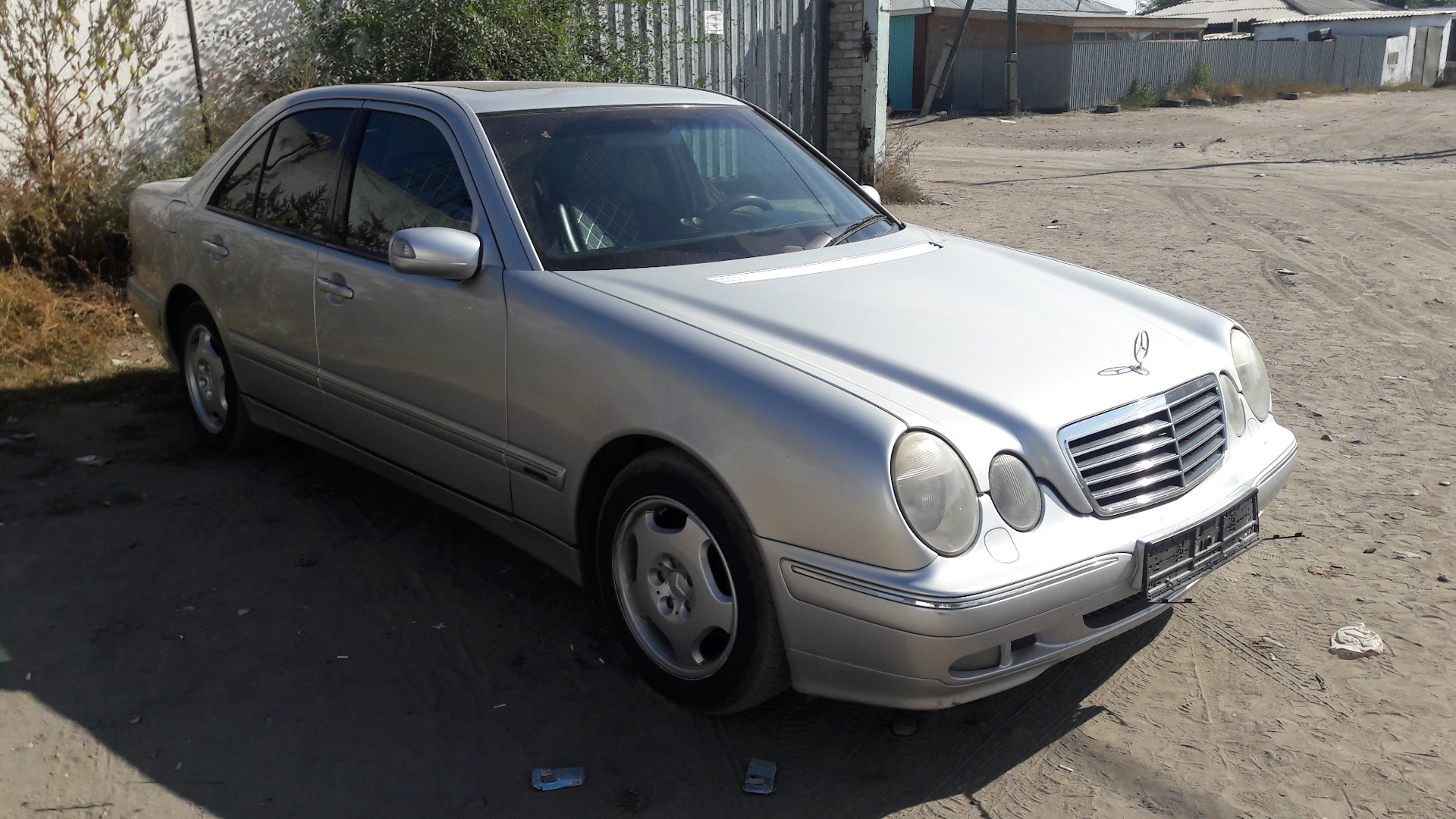 Mercedes-Benz E-class (W210) 2.4 бензиновый 2000 | REGION16 на DRIVE2