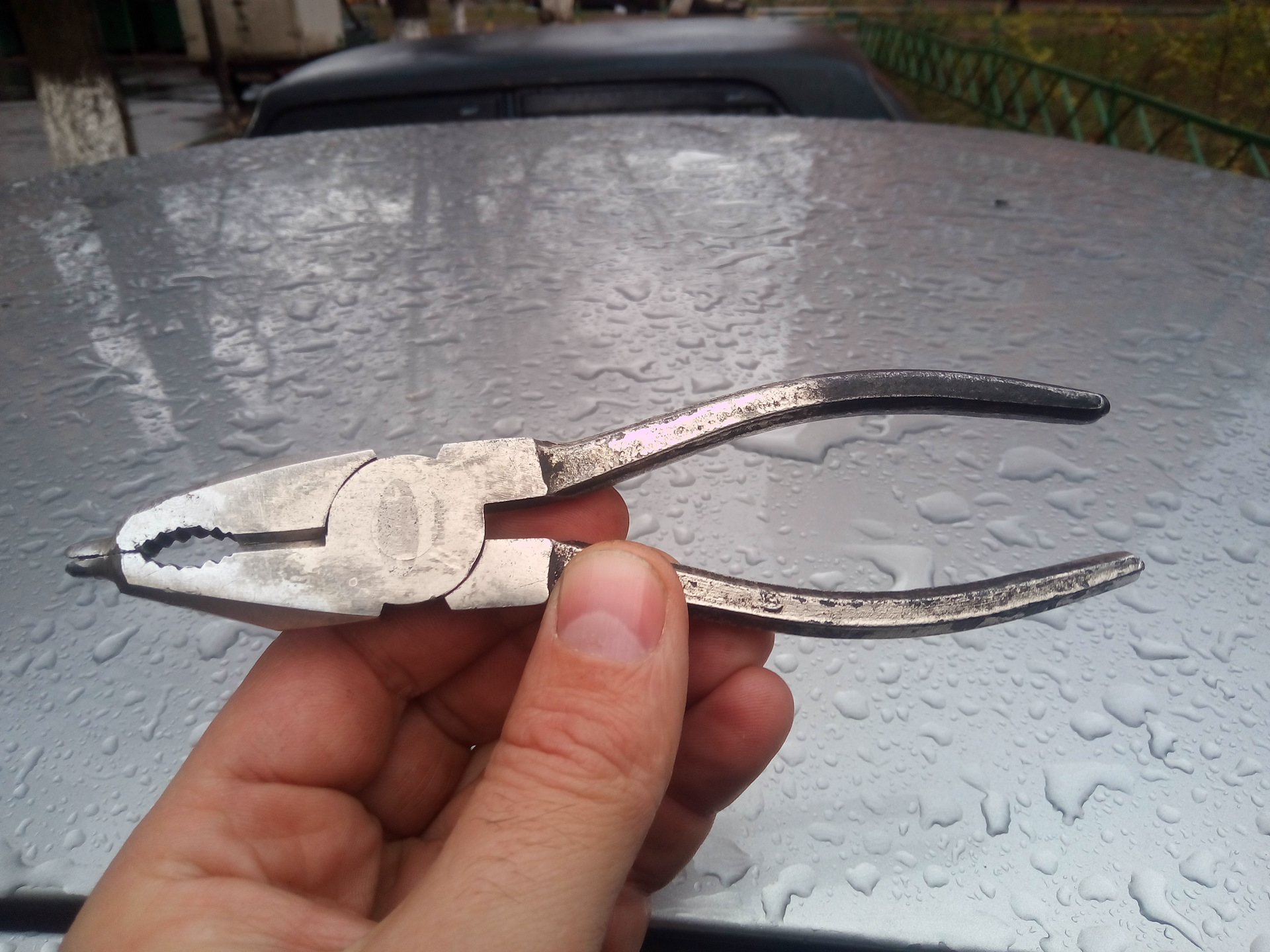 Приспособление для демонтажа шипов ( ДО ШИПОВКА РЕЗИНЫ) — Nissan Almera ...