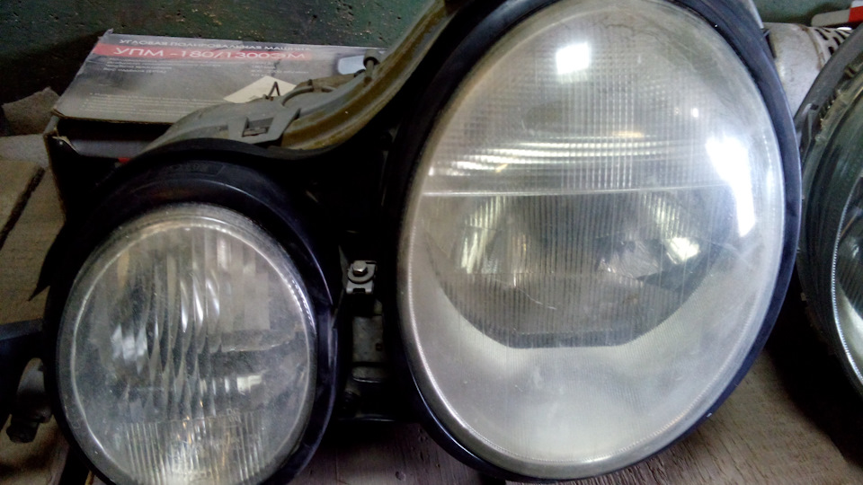 Полировка фар Mercedes W210 — Mercedes-Benz E-class (W210), 3,2 л, 1998 ...