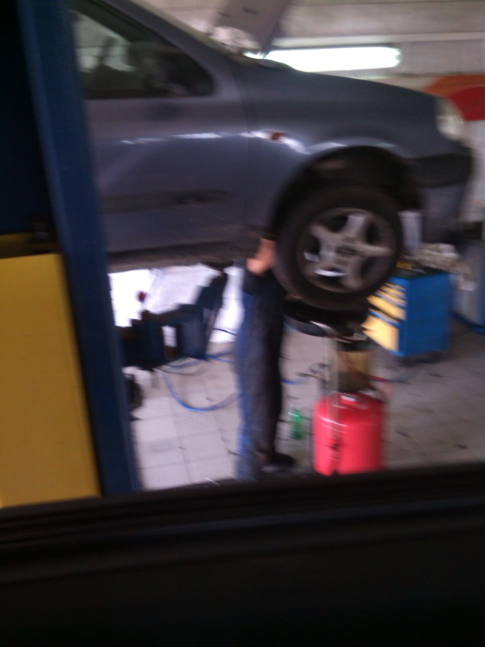 Сгорел стартер… — Renault Megane II, 1,6 л, 2007 года | поломка | DRIVE2