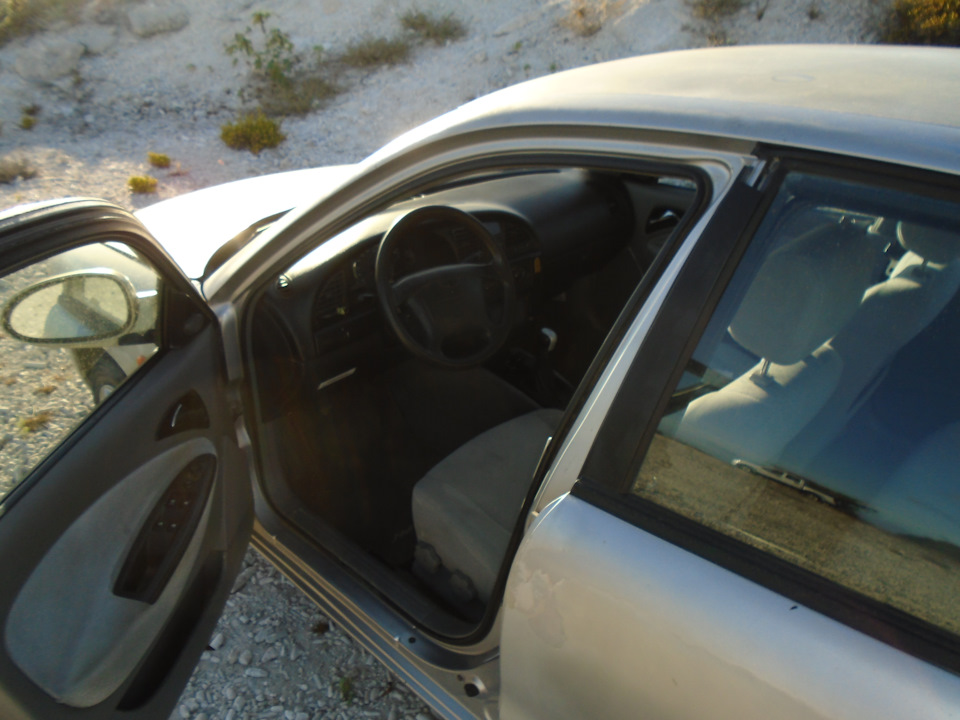 Replacing Old Interior 1999 By Update Interior 2001 Part 1