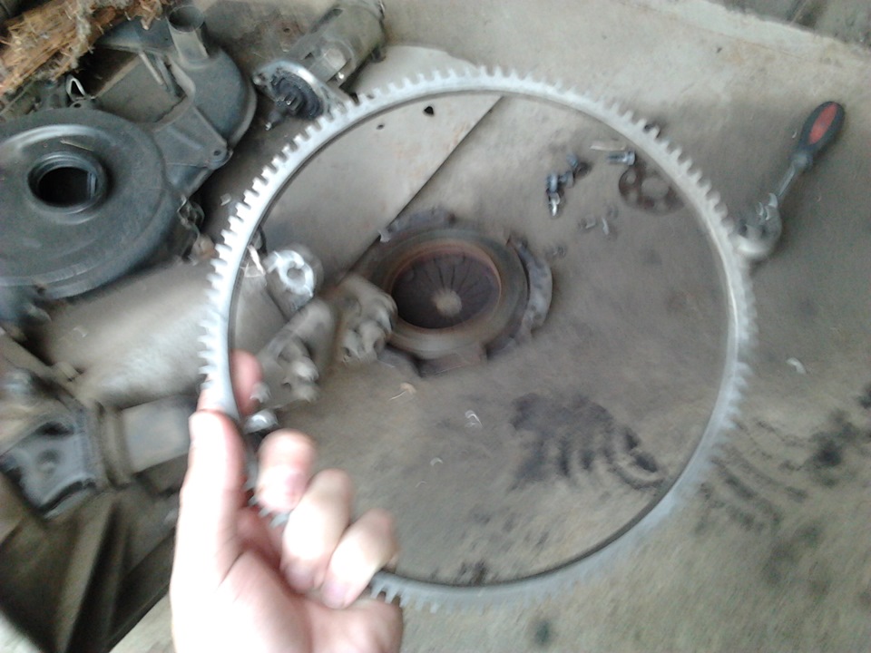 Замена венца на моховике 2 — Lada 11113 Ока, 0,7 л, 2003 года | своими ...