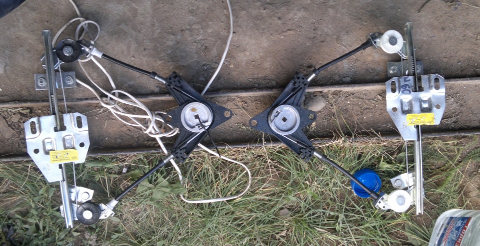 Задние ЭСП тросиковые — Lada 2114, 1,6 л, 2013 года | другое | DRIVE2