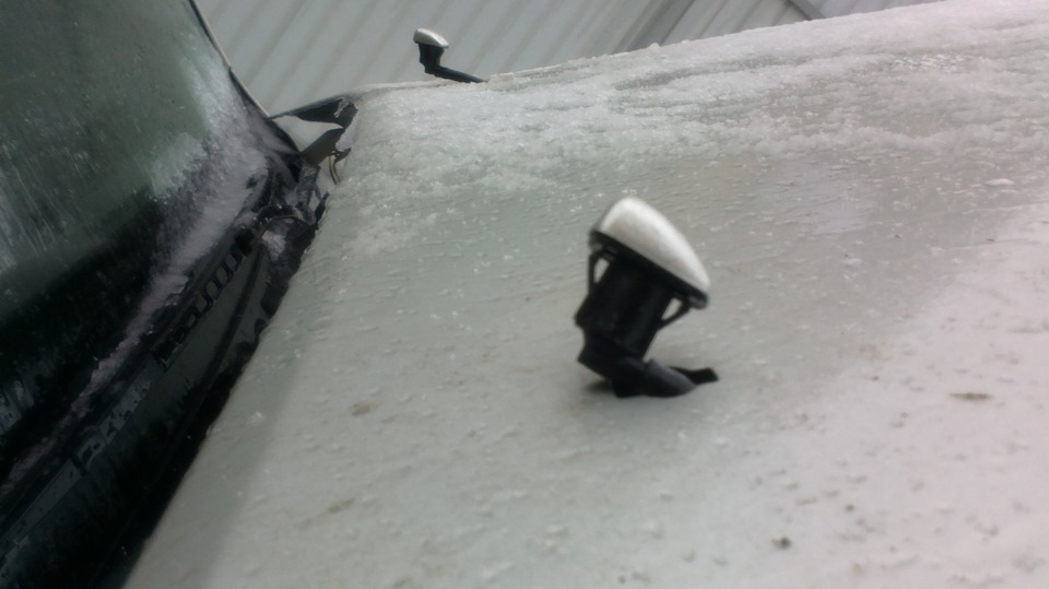 Забились форсунки омывателя… — Toyota Avensis II, 1,8 л, 2004 года ...