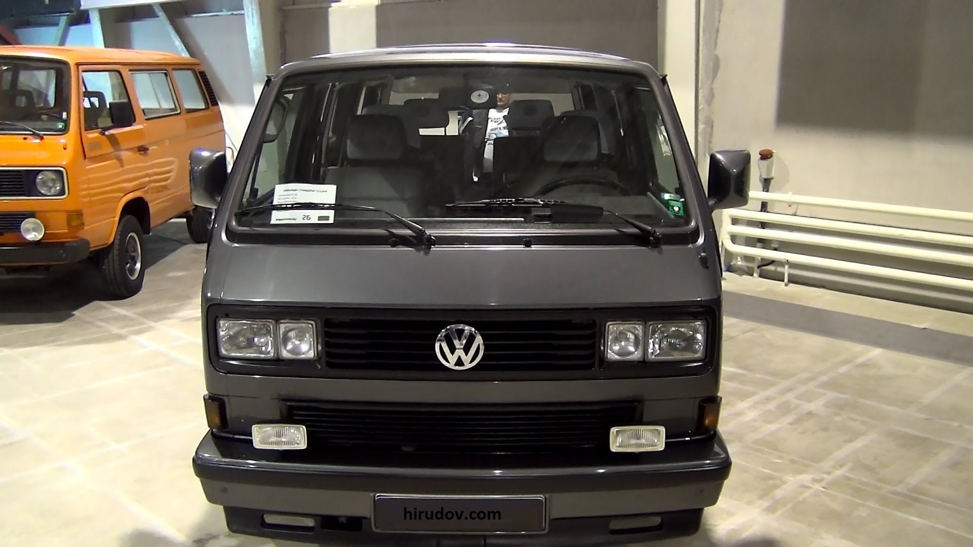 Дав т 3. Фольксваген Транспортер т3 Каравелла. Caravelle Carat Volkswagen t3. VW Transporter t3 Caravelle. VW t3 Caravelle Interior.