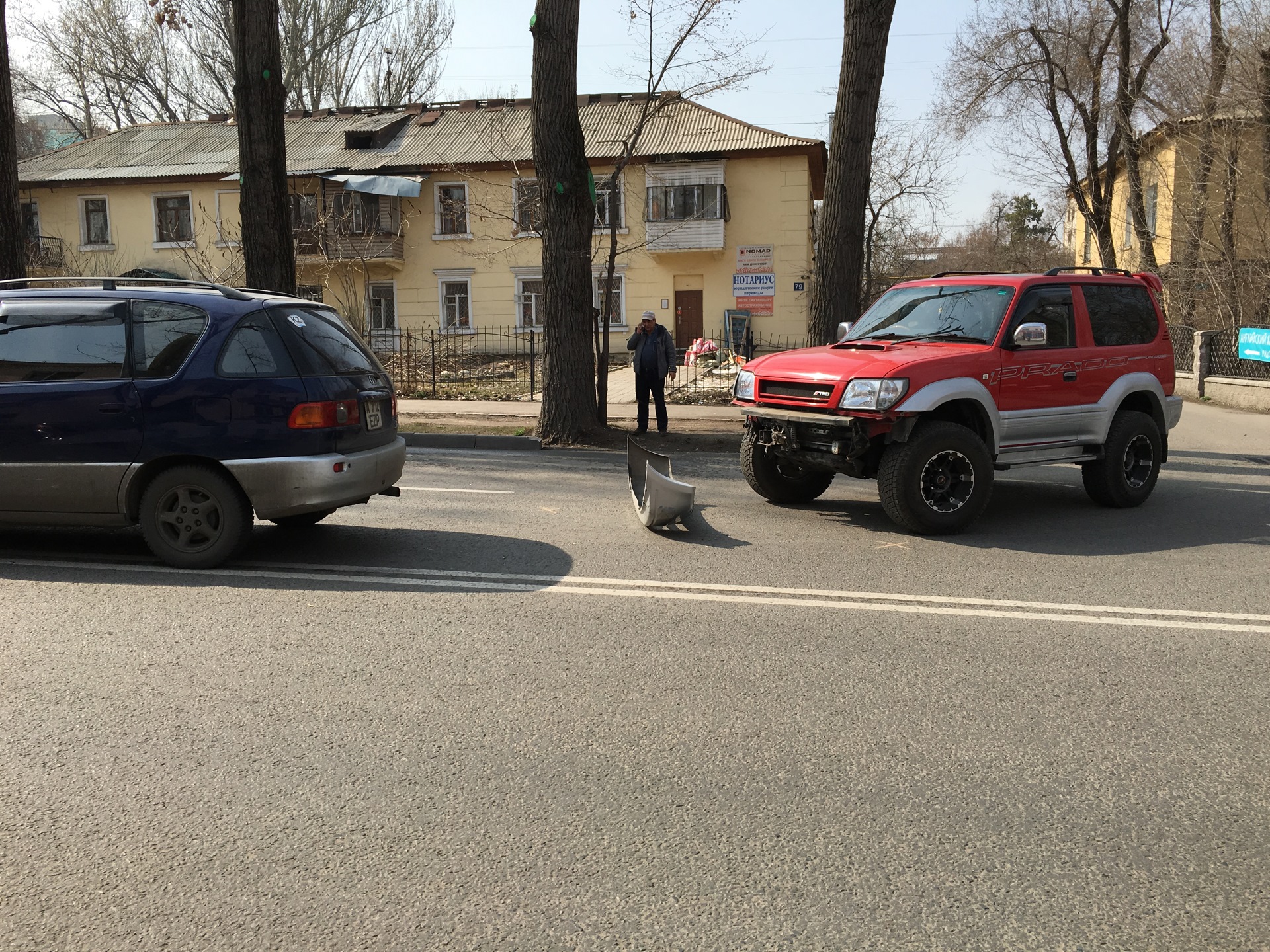 ДТП… Бампер скончался… — Toyota Land Cruiser Prado 90-series, 3 л, 1997  года | ДТП | DRIVE2