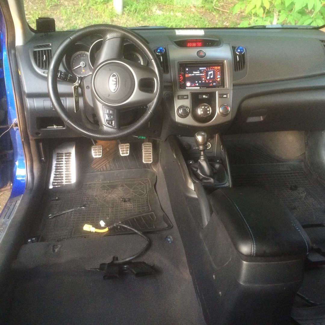 Косметические процЭдуры + покраска ступицы — KIA Cerato (2G), 1,6 л ...