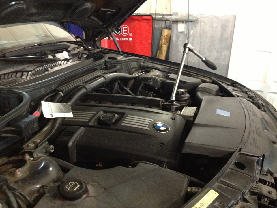 щуп для бмв х3 2,5. бмв 520d f10 защита акпп. Bmw x3 e83 щуп. масло акпп бмв х3 е83. замена масла bmw x3 e83.