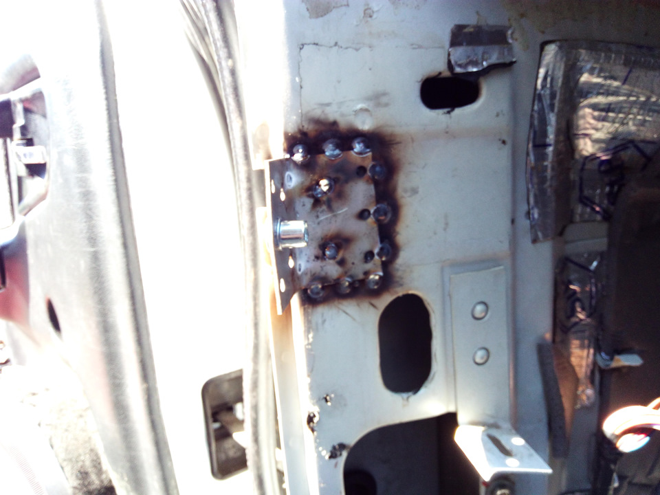 уголок 3 — ГАЗ 3110