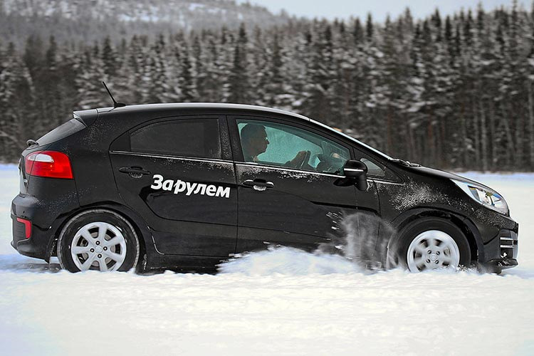 За рулем: Тест шипованных зимних шин для бюджетных автомобилей размера ...