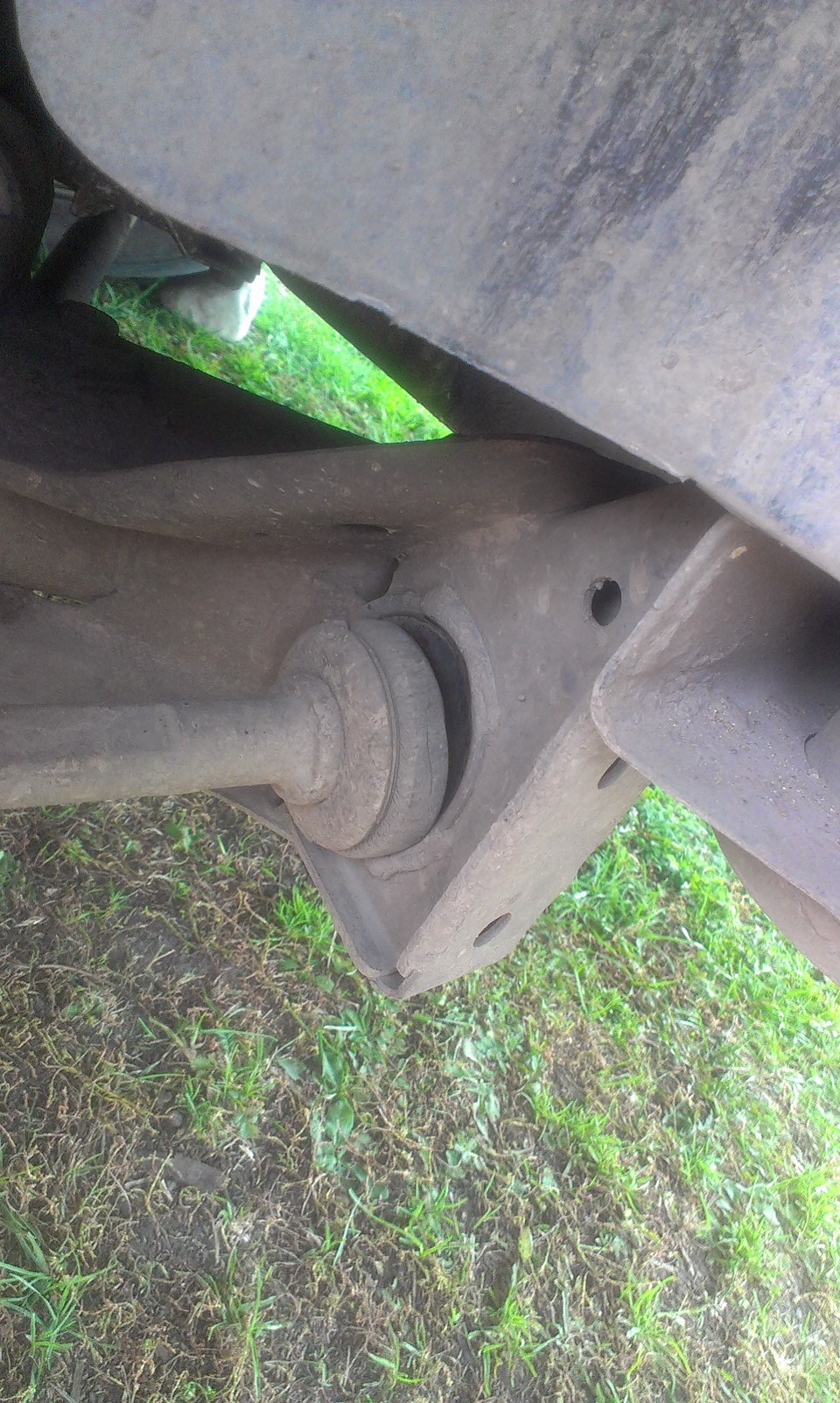 Тупо разбираем полмашины — потом смотрим запчасть та или нет))) Или ...