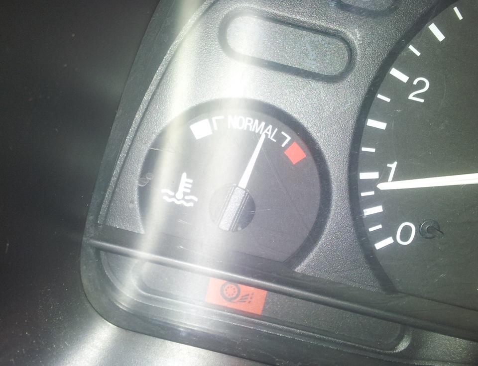 Лопнул патрубок. — Ford Mondeo I, 2,5 л, 1995 года | поломка | DRIVE2