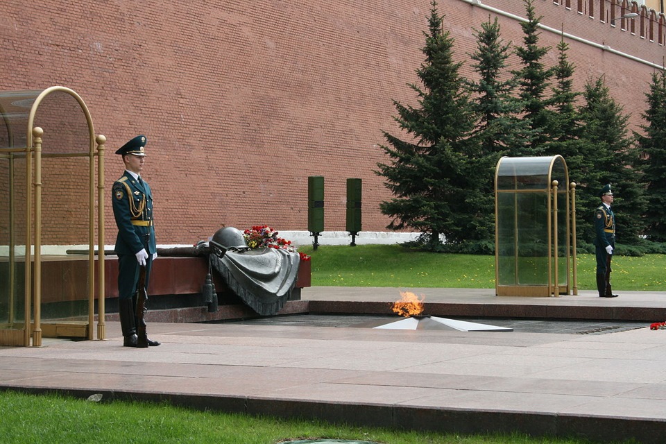 Поздравления с днем кремлевского полка