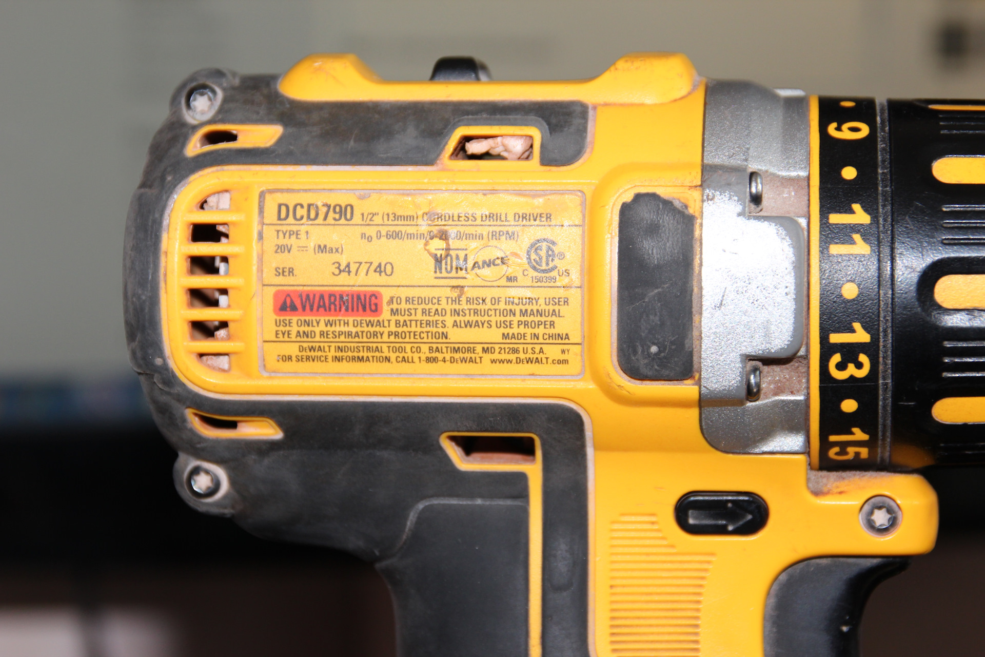 Маркировка шуруповертов. DEWALT dcd708s2t. DEWALT dcd800e2. DEWALT инструмент 921. DEWALT dcd708n.