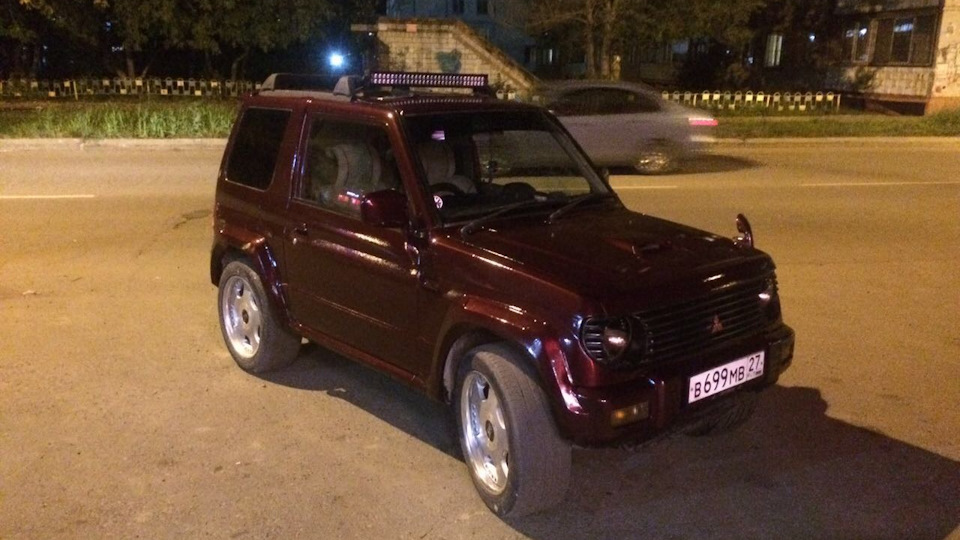 Mitsubishi Pajero Mini MMC__Cherry__Monster