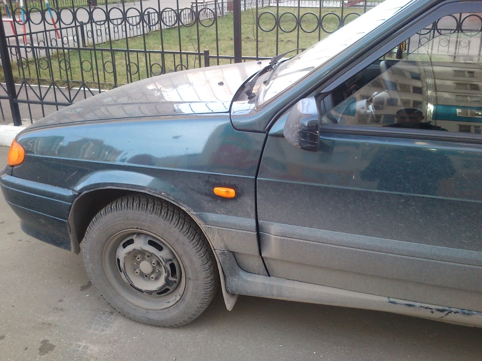 Повторители поворотов от Калины — Lada 2114, 1,6 л, 2007 года | просто ...
