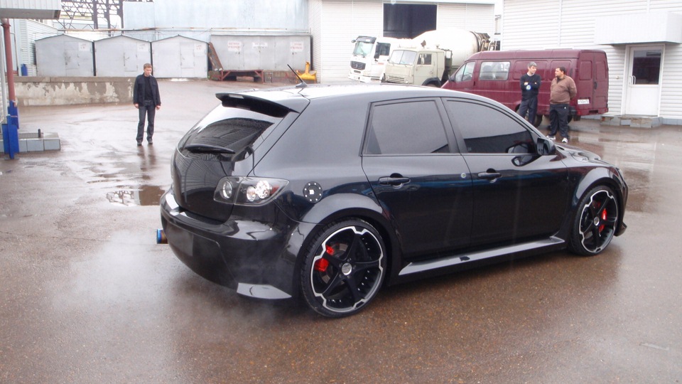 Mazda 3 MPS Black Tuning