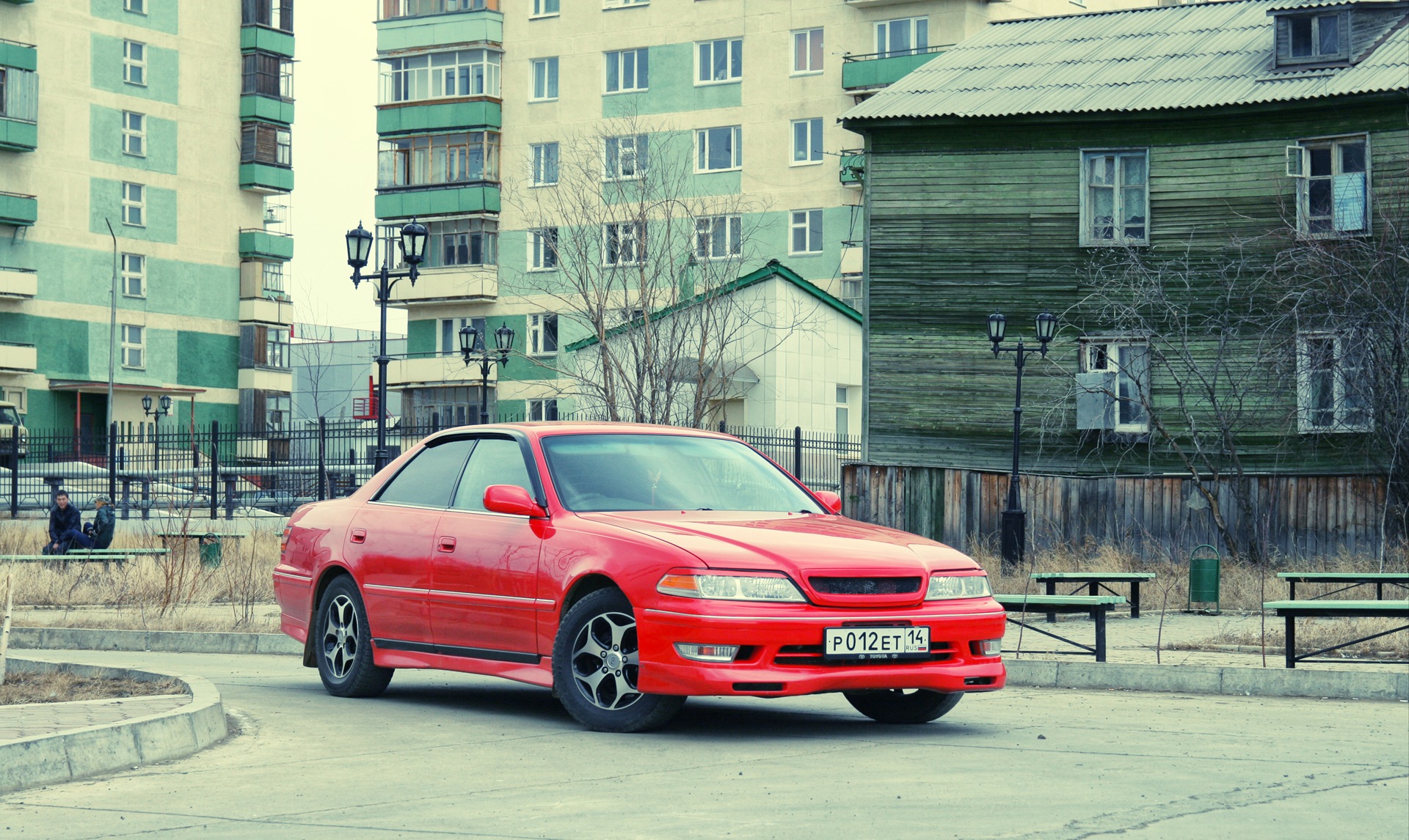 Второй красный. Toyota Mark II красная. Марк 2 красный. Фотосет Тойота Марк 2.