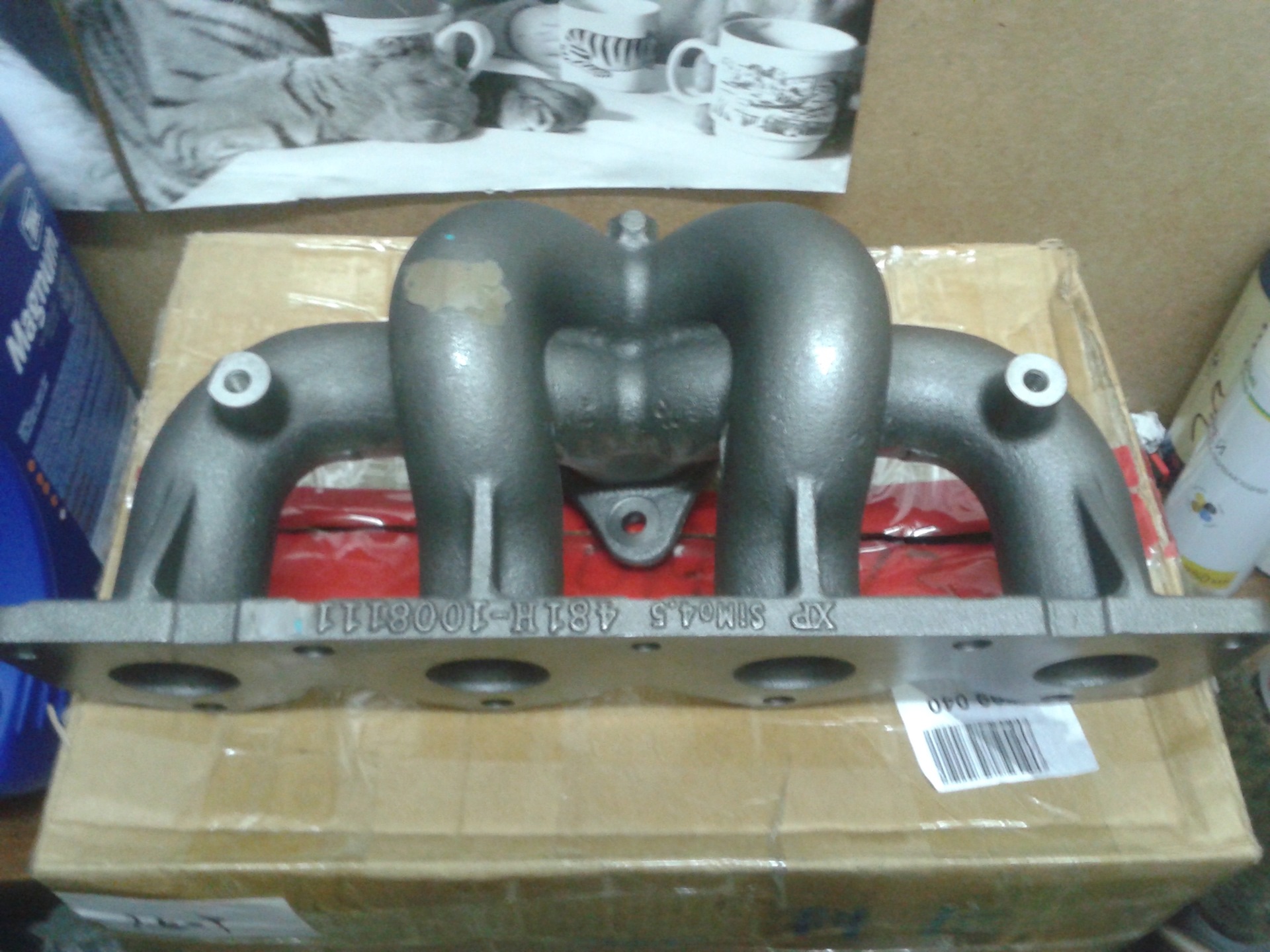 Шпилька выпускного коллектора 2114. Выпускной коллектор портер 1. Кронштейн выпускного коллектора пробок тойота. Крепление выпускного коллектора sx 4 2016 год. Прокладки выпускного коллектора тгм4а.