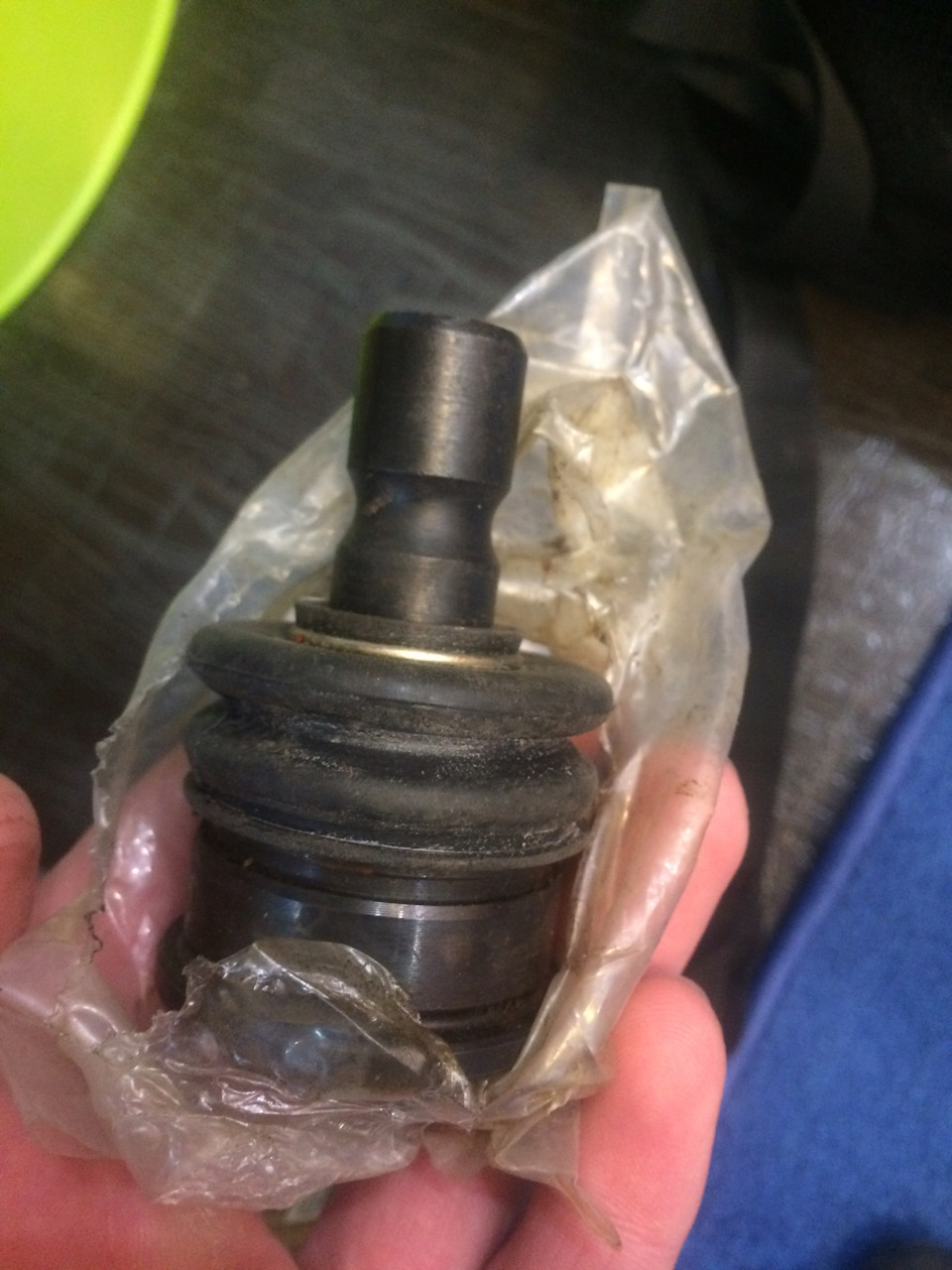 Купил масло Газпром на пробу и шаровую опору — Mazda 3 (1G), 1,6 л ...