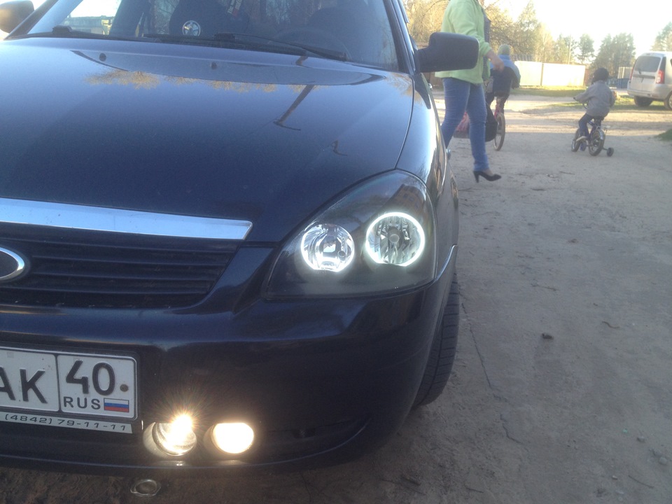 Ангельские глазки установка — Lada Приора седан, 1,6 л, 2011 года ...