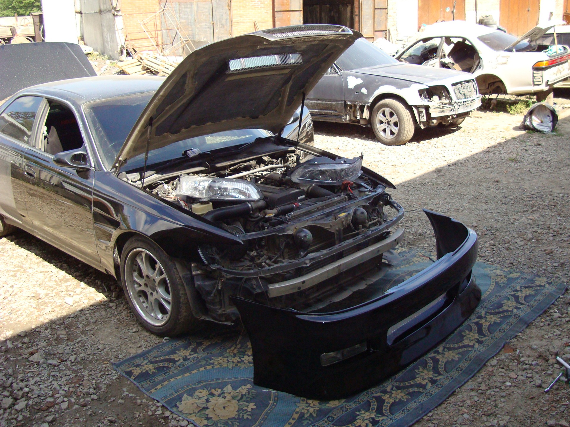 Assembly Process Day One - Toyota Mark II 25L 1995