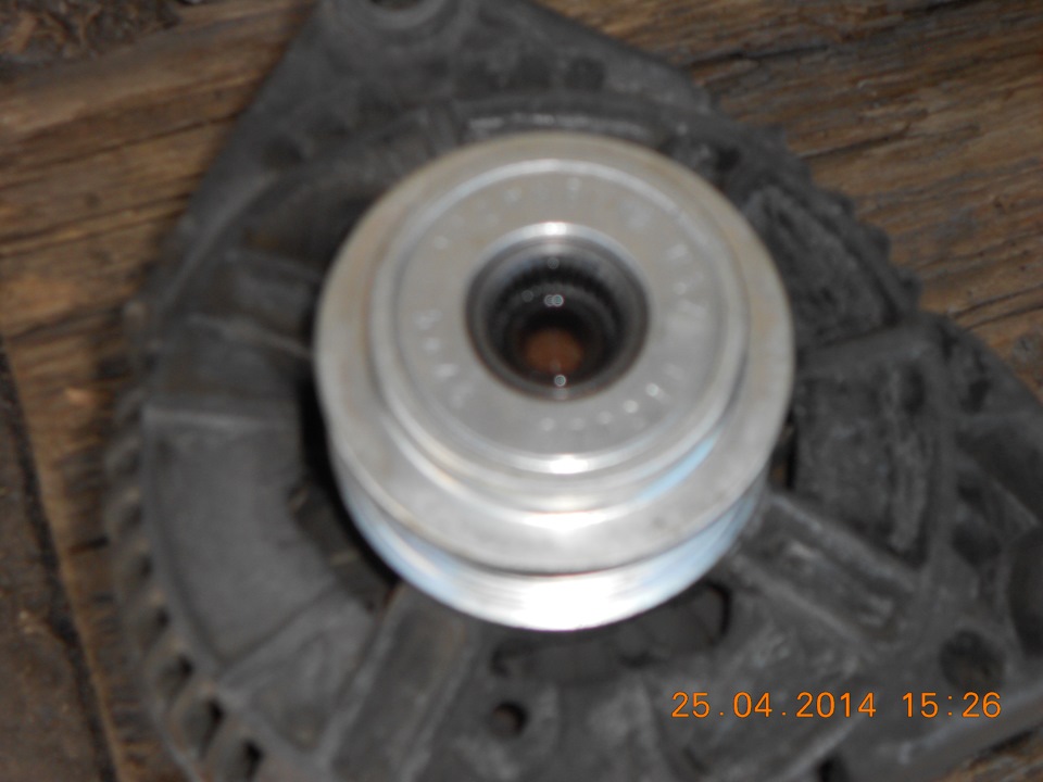 Установка обгонной муфты на генератор вместо шкива и замена опоры амор ...