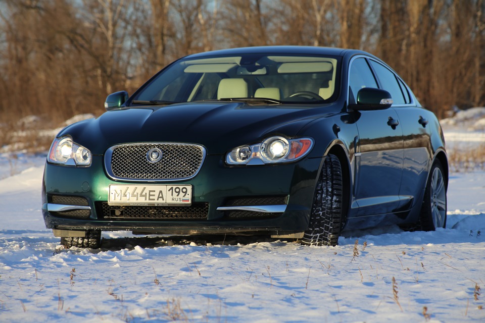 Jaguar XF Астон Мартин