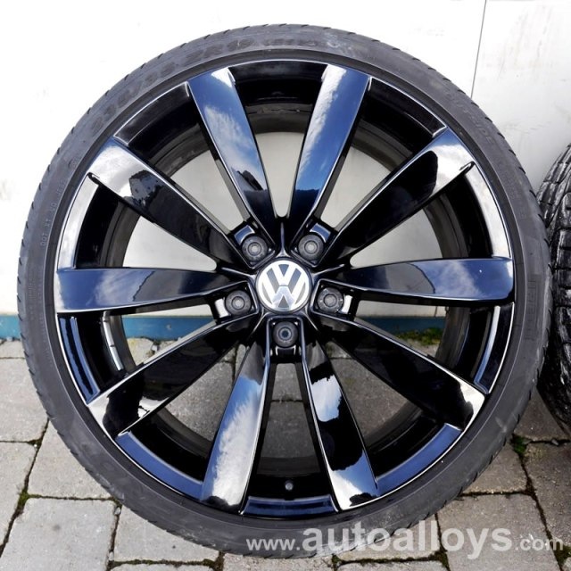 Lugano Black Wheels R19 — Skoda Superb Mk2. Запчасти на фото: Maloya Lugano