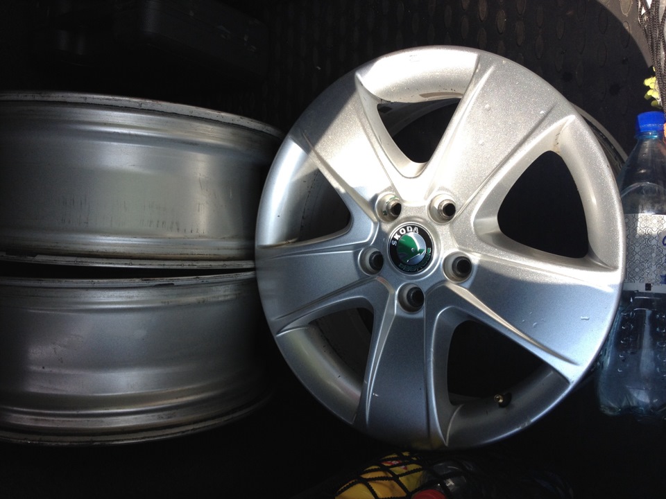 62 Crateris 6 5J X 16 ET 50 Skoda Octavia A5 Mk2 0 5 62-crateris-6-5j-x-16-et-50-skoda-octavia-a5-mk2-0-5