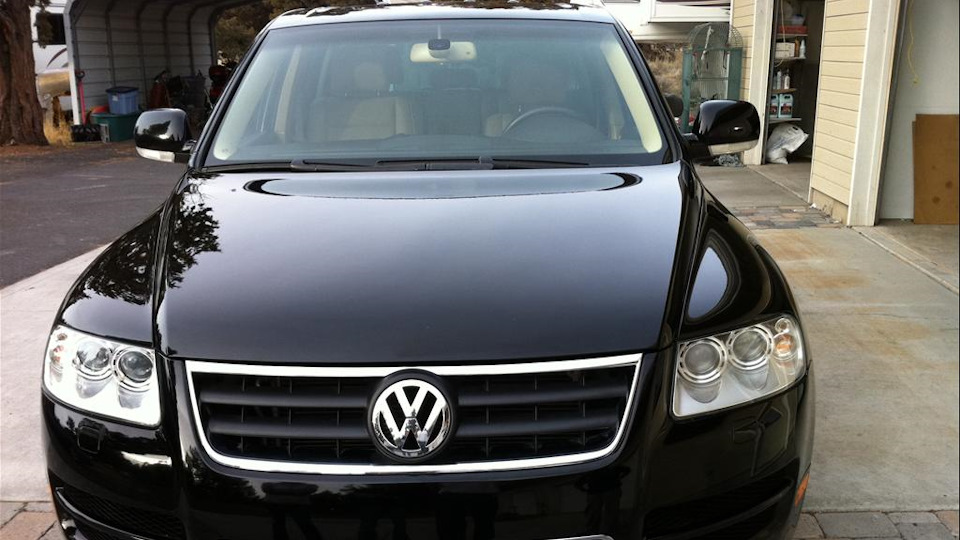 На Туарег 2006 (3,2 л.) при остановке, например на светофорах ...