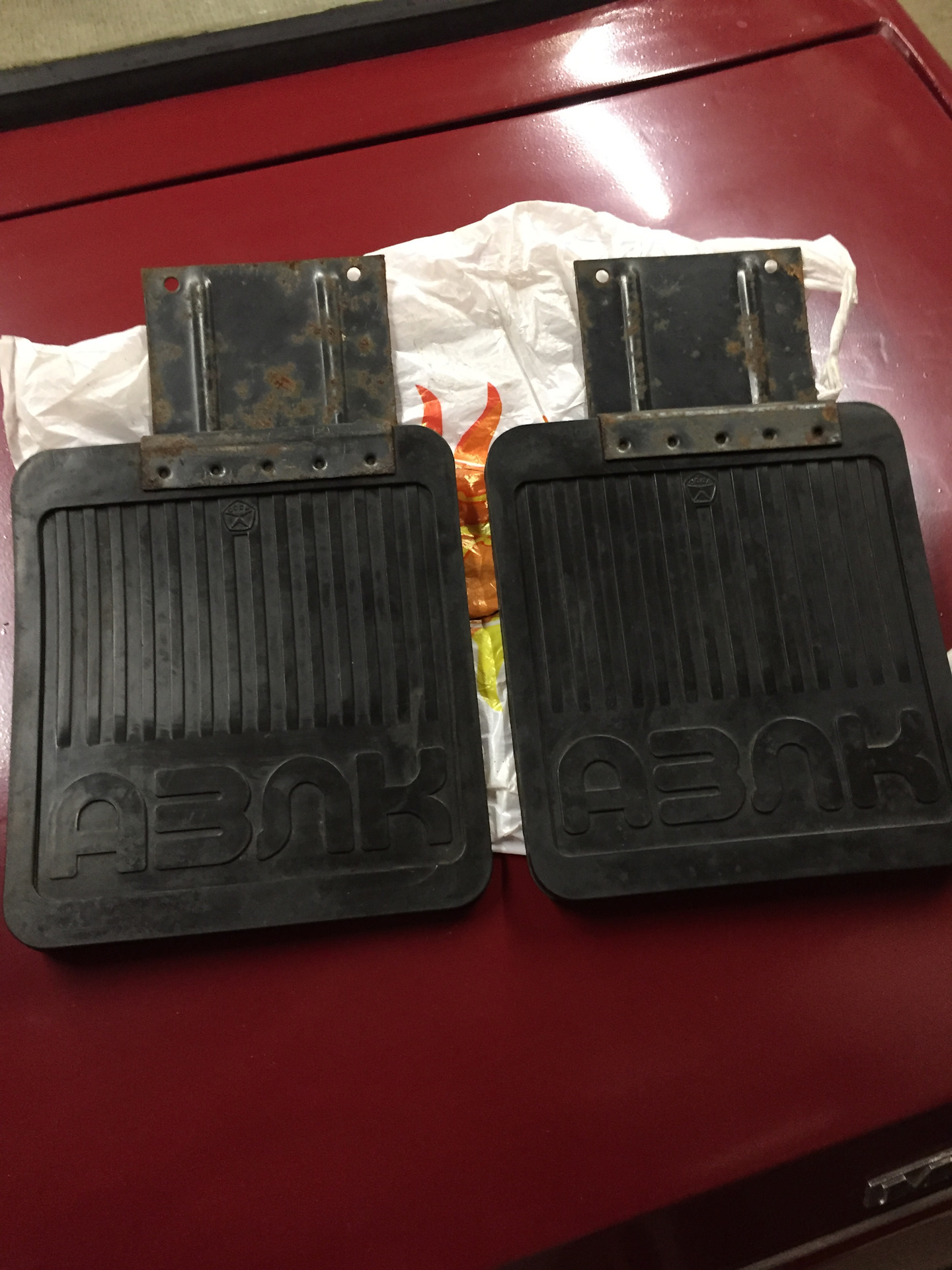 Брызговики Москвич 2140, 1,5 л, 1984 года запчасти DRIVE2